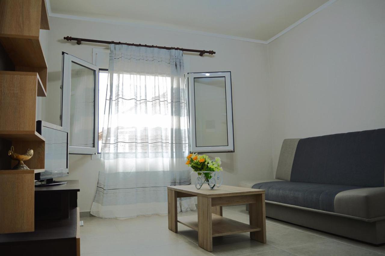 Appartement Spiros Full House In Marathias Extérieur photo