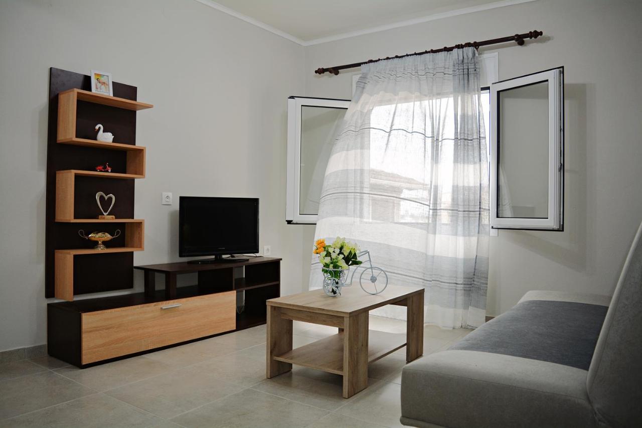 Appartement Spiros Full House In Marathias Extérieur photo