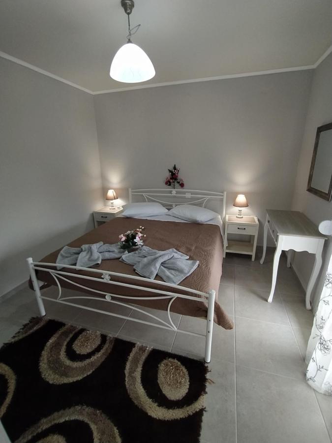 Appartement Spiros Full House In Marathias Extérieur photo